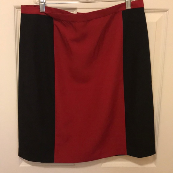 metrostyle Dresses & Skirts - Metro style skirt size 14 red and black
